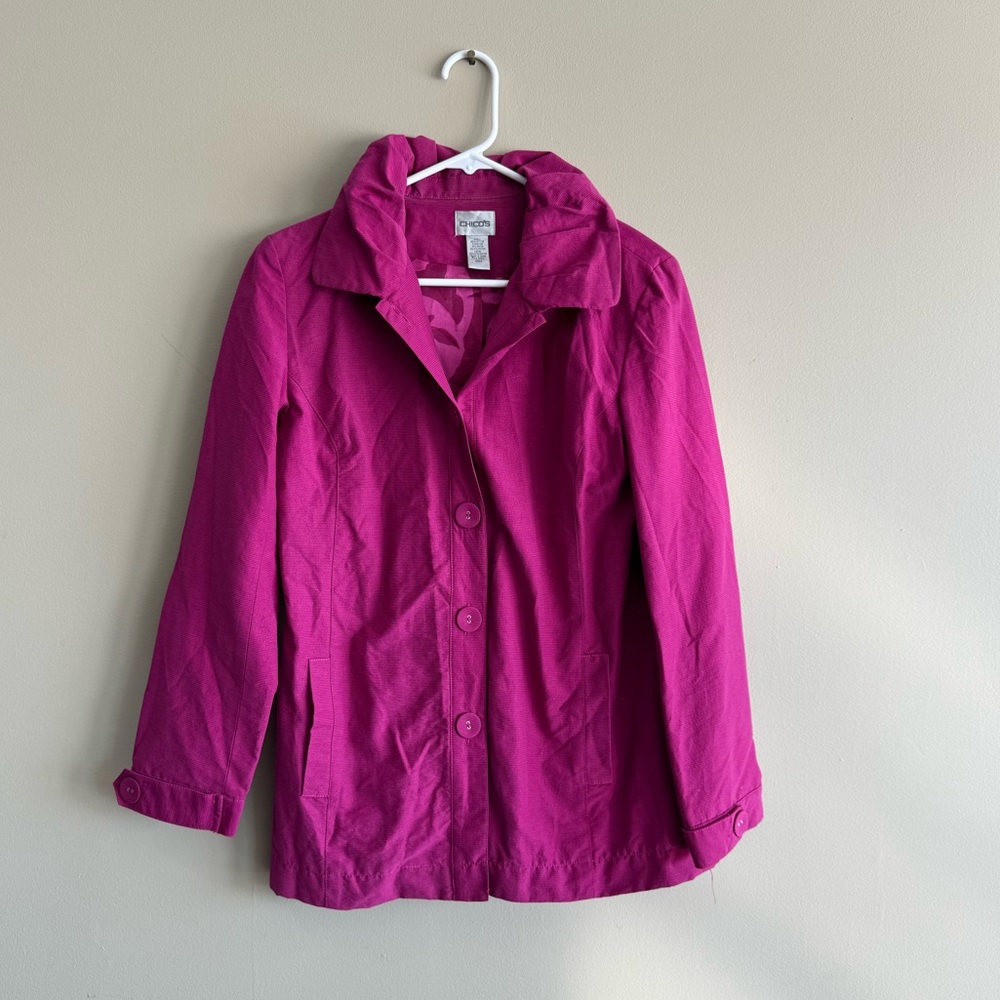 Chicos fuchsia lightweight button-down jacket